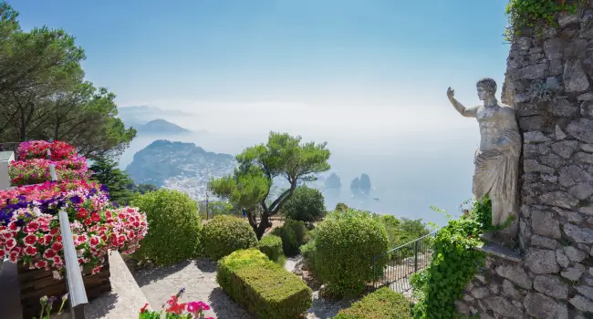 Breathtaking view from Villa San Michele on Capri Island, perfect for an couples’ milestone celebration
