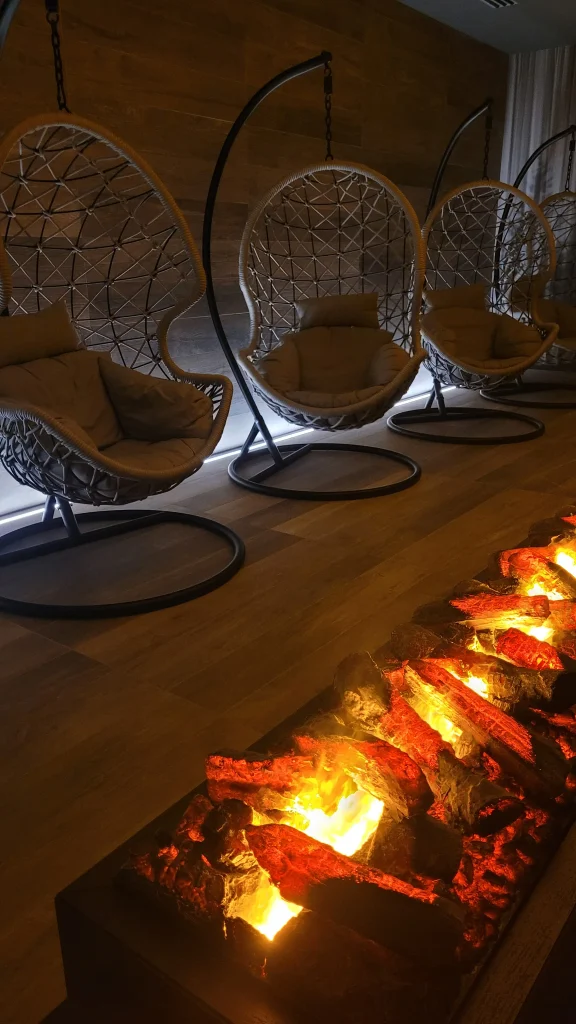 Planning a Lake Como trip, a hotel wellness and spa lounge on the lake