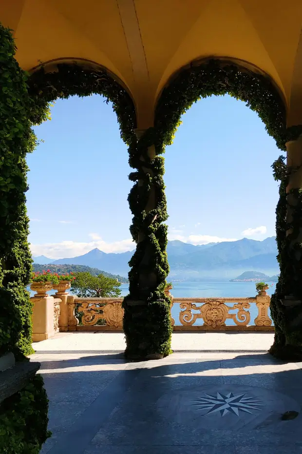Elegant holiday at Villa del Balbianello on Lake Como | Design Your italy