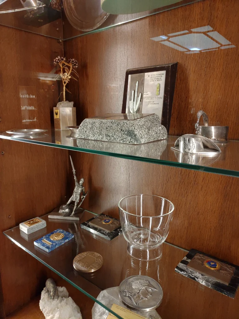 Villa del Balbianello, Lake Como, Guido Monzino's expedition trophies and memorabilia in a display cabinet